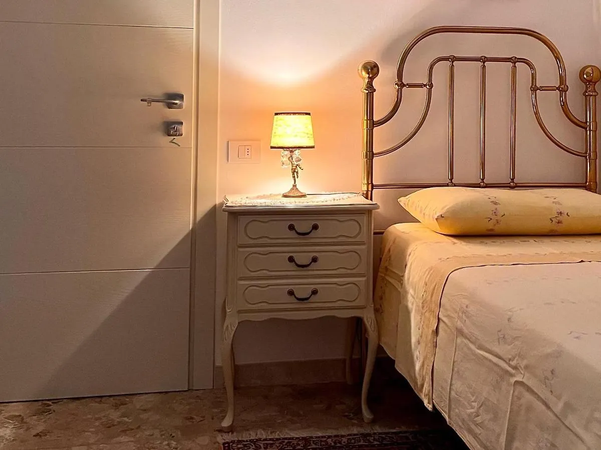 *** Bed & Breakfast B&B Pergolesi Verona Italia