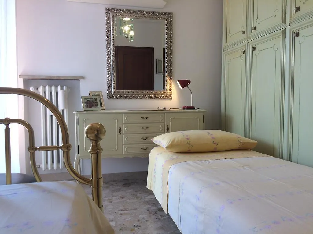 B&B Pergolesi Verona 3*,